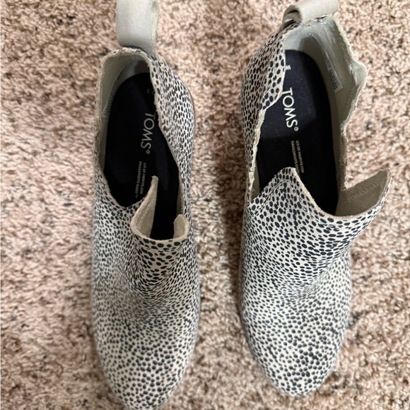 Toms Black and White Patterned Ankle Boots - Picture 2 of 7